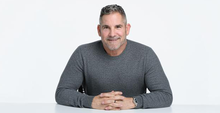 Grant Cardone chia sẻ bí quyết để xây dựng khối tài sản khổng lồ: “Lên kế hoạch cho thu nhập, lợi nhuận và giá trị tài sản ròng cao hơn 10 lần so với nhu cầu của bạn”